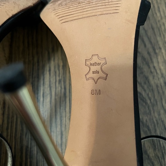 EUC Guess Heels - Picture 7 of 8